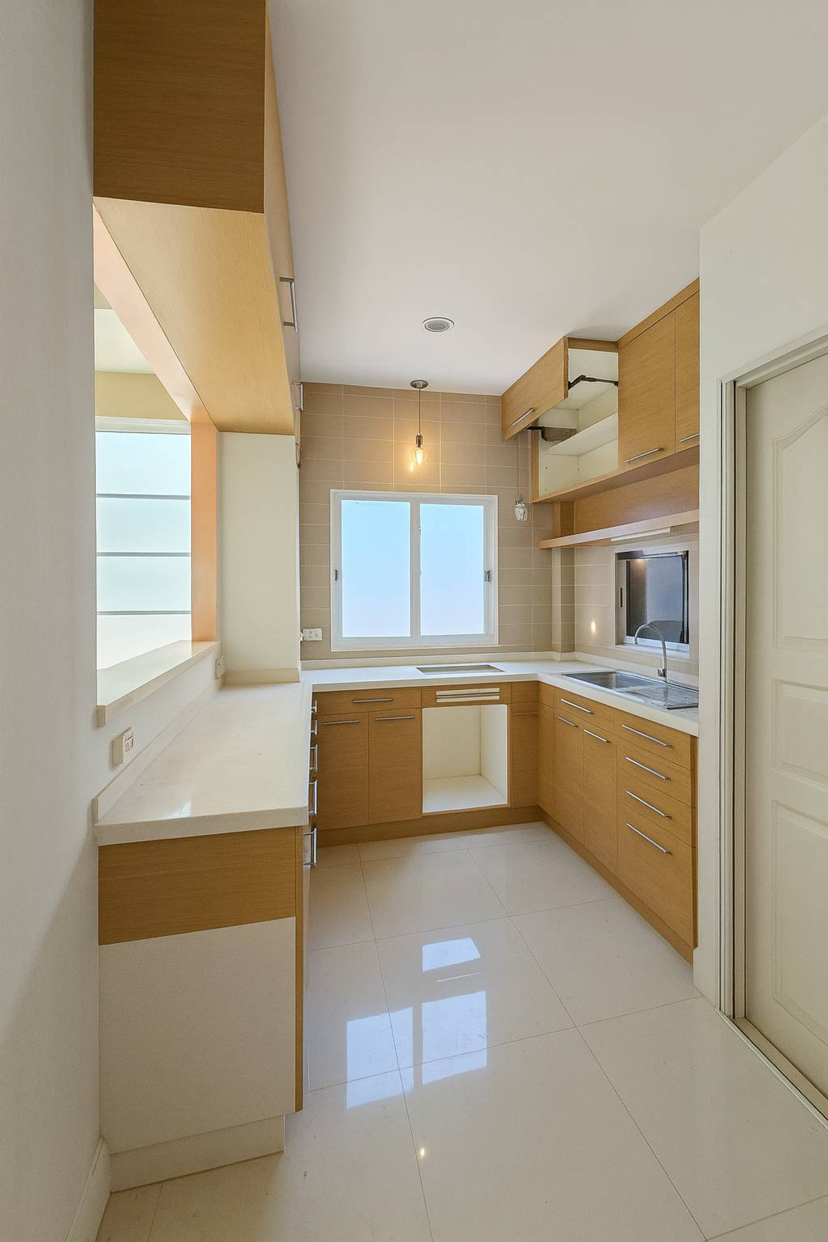 เนอวานา บียอนด์ พระราม 9 - รามคำแหง / 3 ห้องนอน (ขาย), Nirvana Beyond Rama 9 - Ramkhamhaeng / 3 Bedrooms (FOR SALE) JANE002