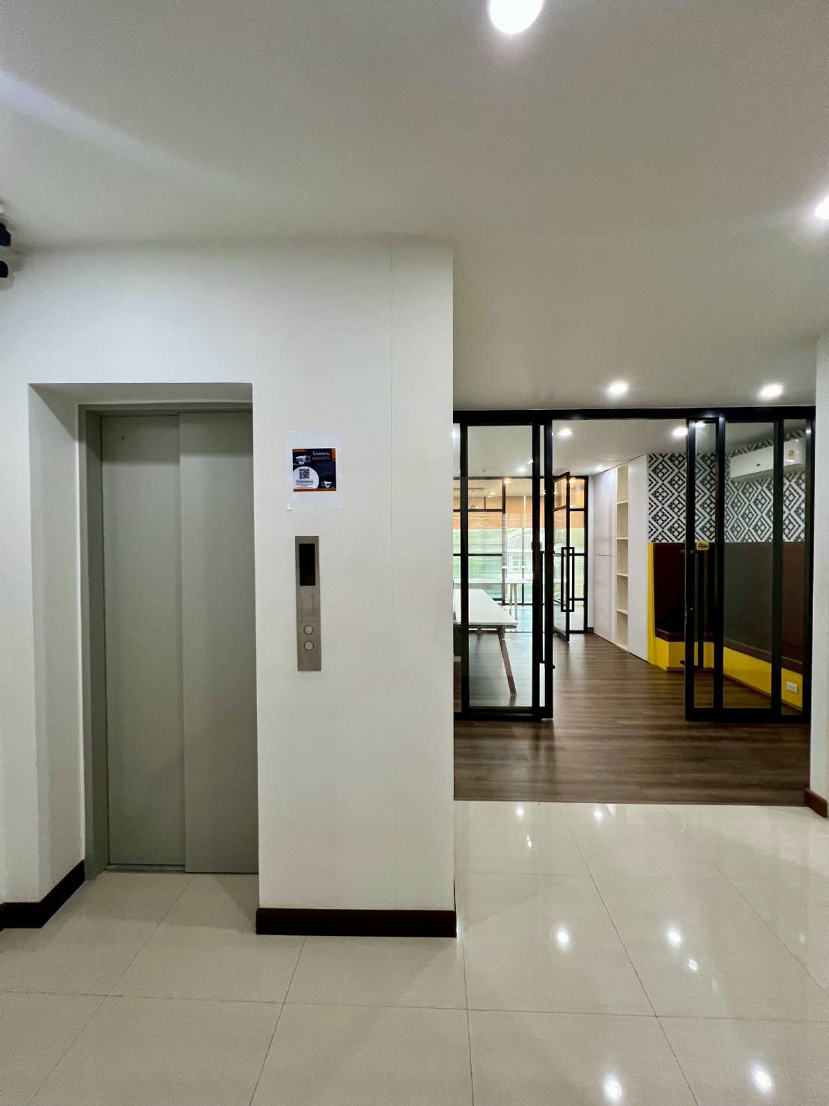 มีลอฟท์ โฮมออฟฟิศ พระราม 9 / 3 ห้องนอน (ขาย), MELOFT Home Office Rama 9 / 3 Bedrooms (FOR SALE) JANE004