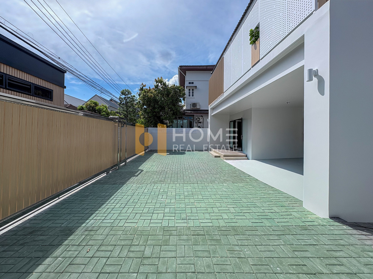 ขายบ้านพร้อมที่ดิน รัชดานิเวศน์ 14 / 4 ห้องนอน (ขายและเช่า), House and land Ratchada Niwet 14 / 4 Bedrooms (SALE & AVAILABLE) TPM341