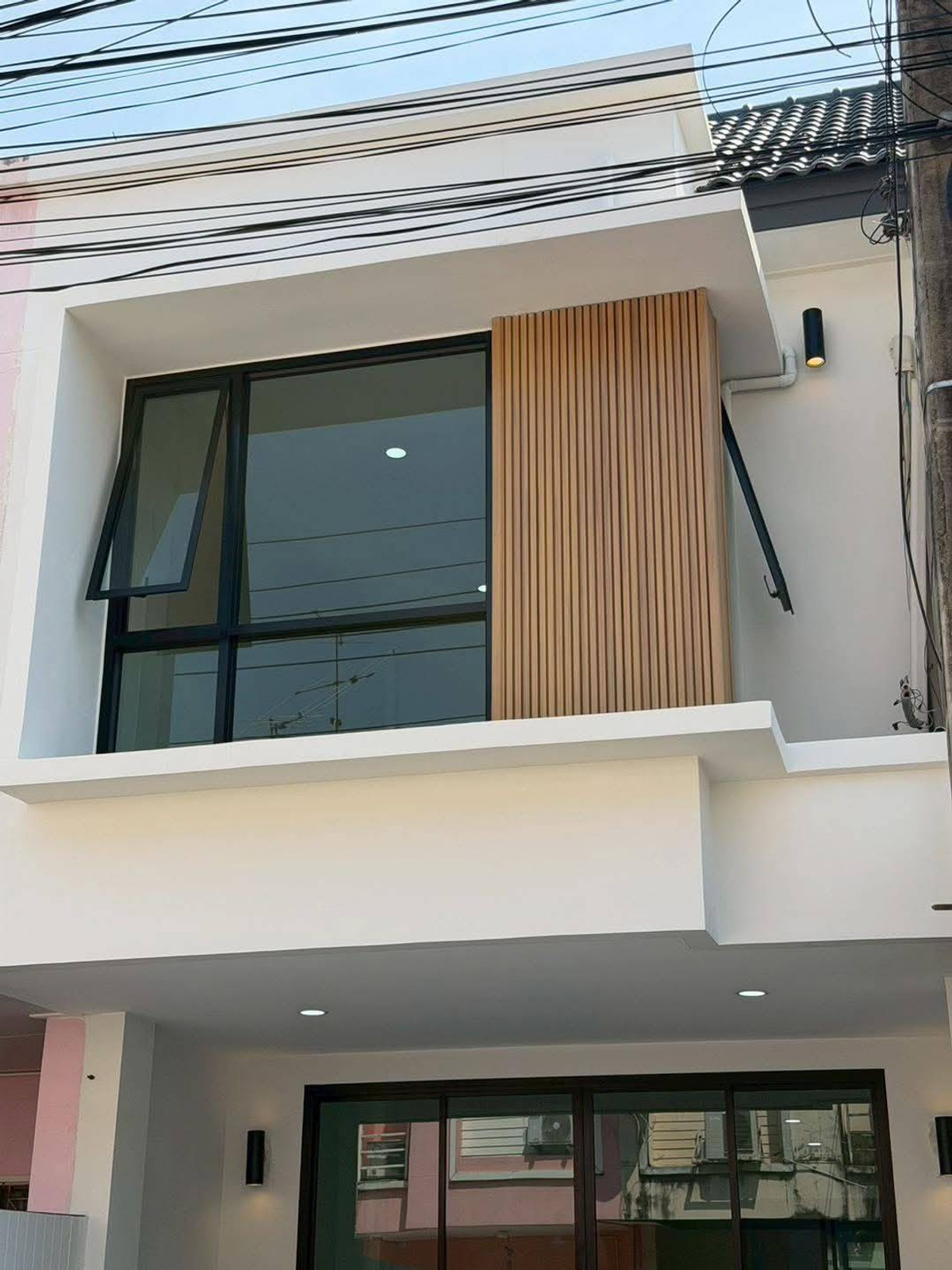 เฟิสท์โฮม วัชรพล / 2 ห้องนอน (ขาย), First Home Watcharapol / 2 Bedrooms (FOR SALE) DIT022