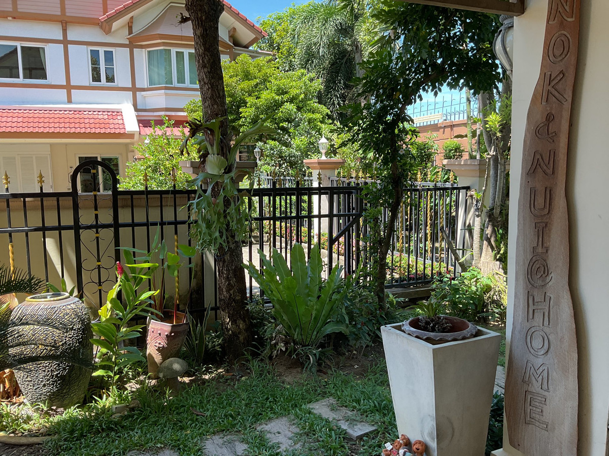 ลัดดารมย์ วัชรพล - รัตนโกสินทร์ / 3 ห้องนอน (ขาย), Laddarom Watcharapol - Rattanakosin / 3 Bedrooms (FOR SALE) DIT023