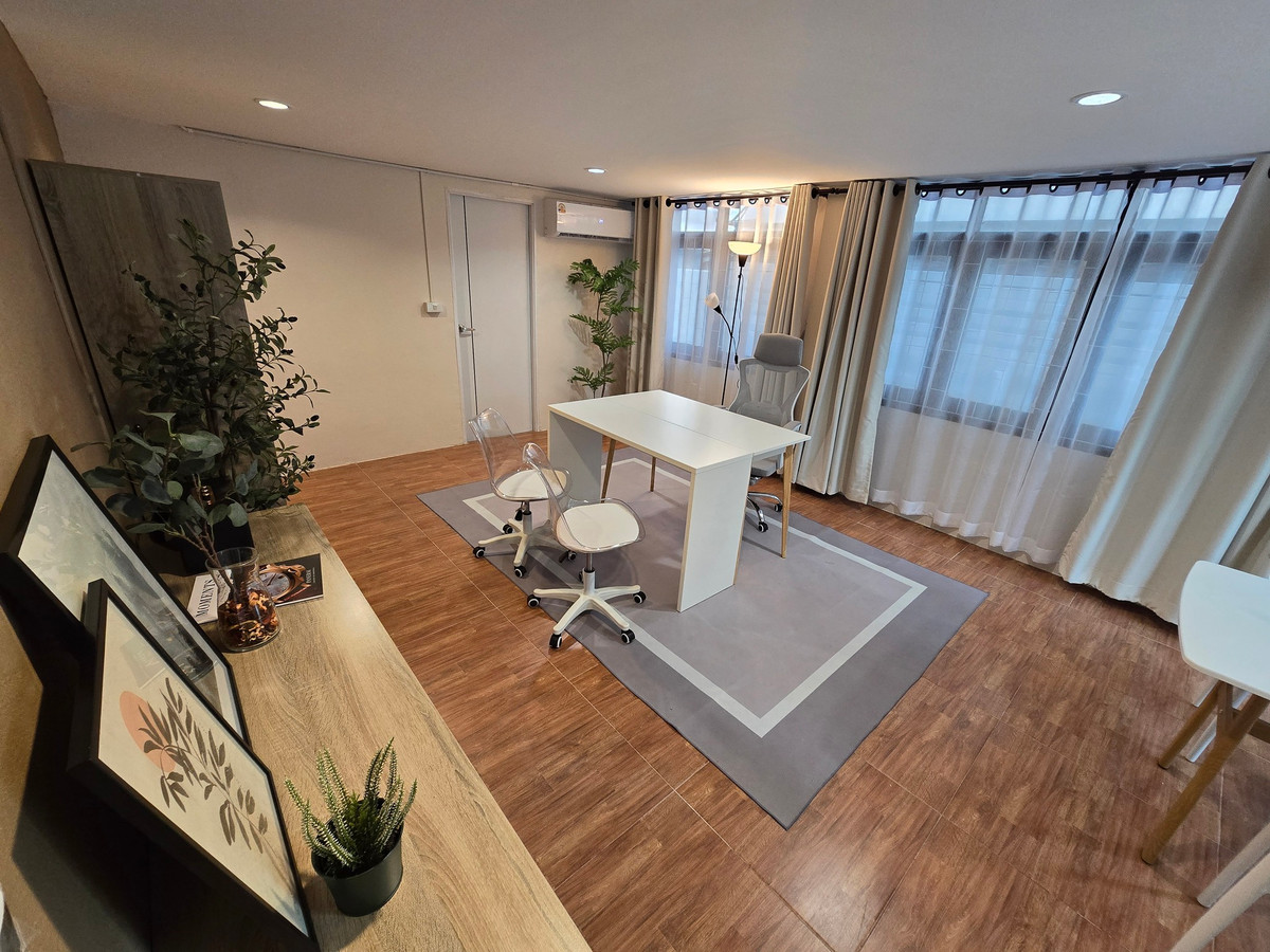 บ้านเดี่ยว ซอยศรีบูรพา 9 / 3 ห้องนอน (เช่า), Detached House Soi Sriburapha 9 / 3 Bedrooms (FOR RENT) FAHS018