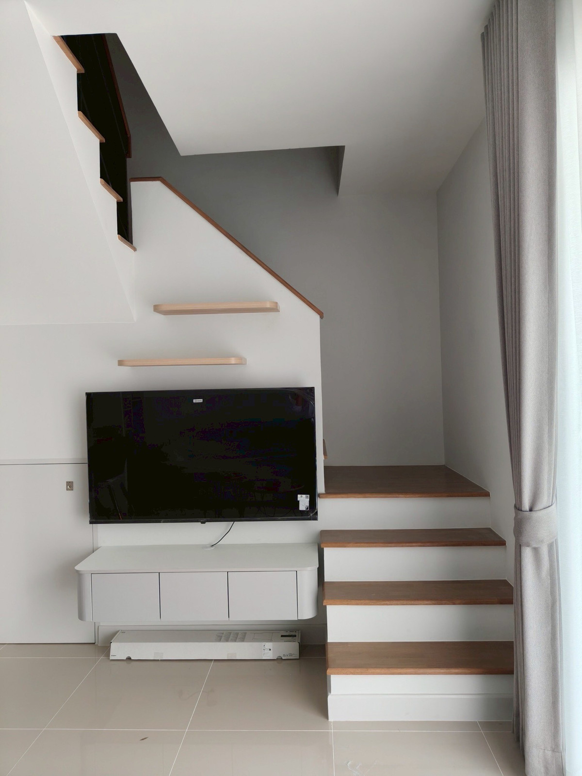 พลีโน่ สุขุมวิท - บางนา 2 / 3 ห้องนอน (ขายพร้อมผู้เช่า), Pleno Sukhumvit - Bangna 2  / 3 Bedrooms (SALE WITH TENENT) YOK092