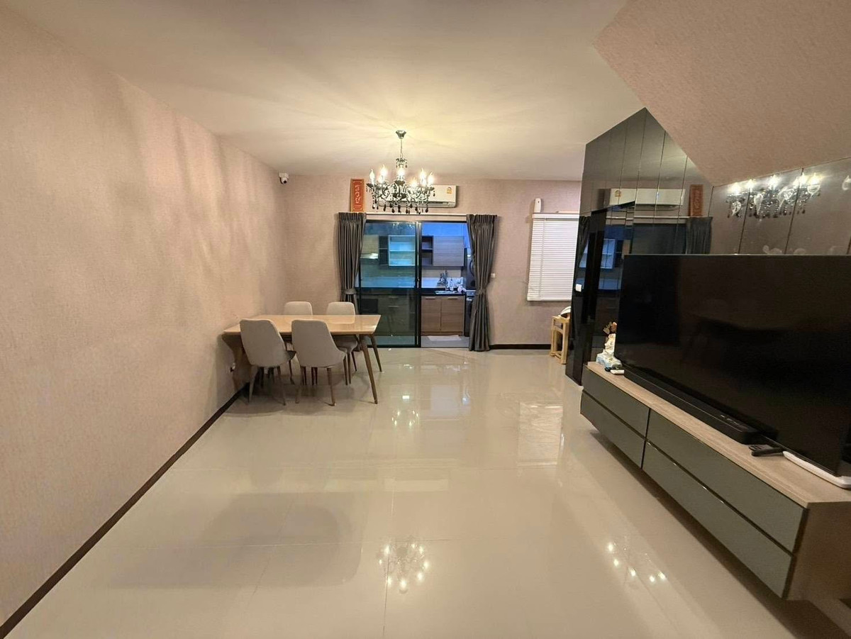 ทาวน์โฮม สิริ เพลส กัลปพฤกษ์ - สาทร / 3 ห้องนอน (ขาย), Townhome Siri Place Kalapapruek - Sathorn / 3 Bedrooms (FOR SALE) BALL281
