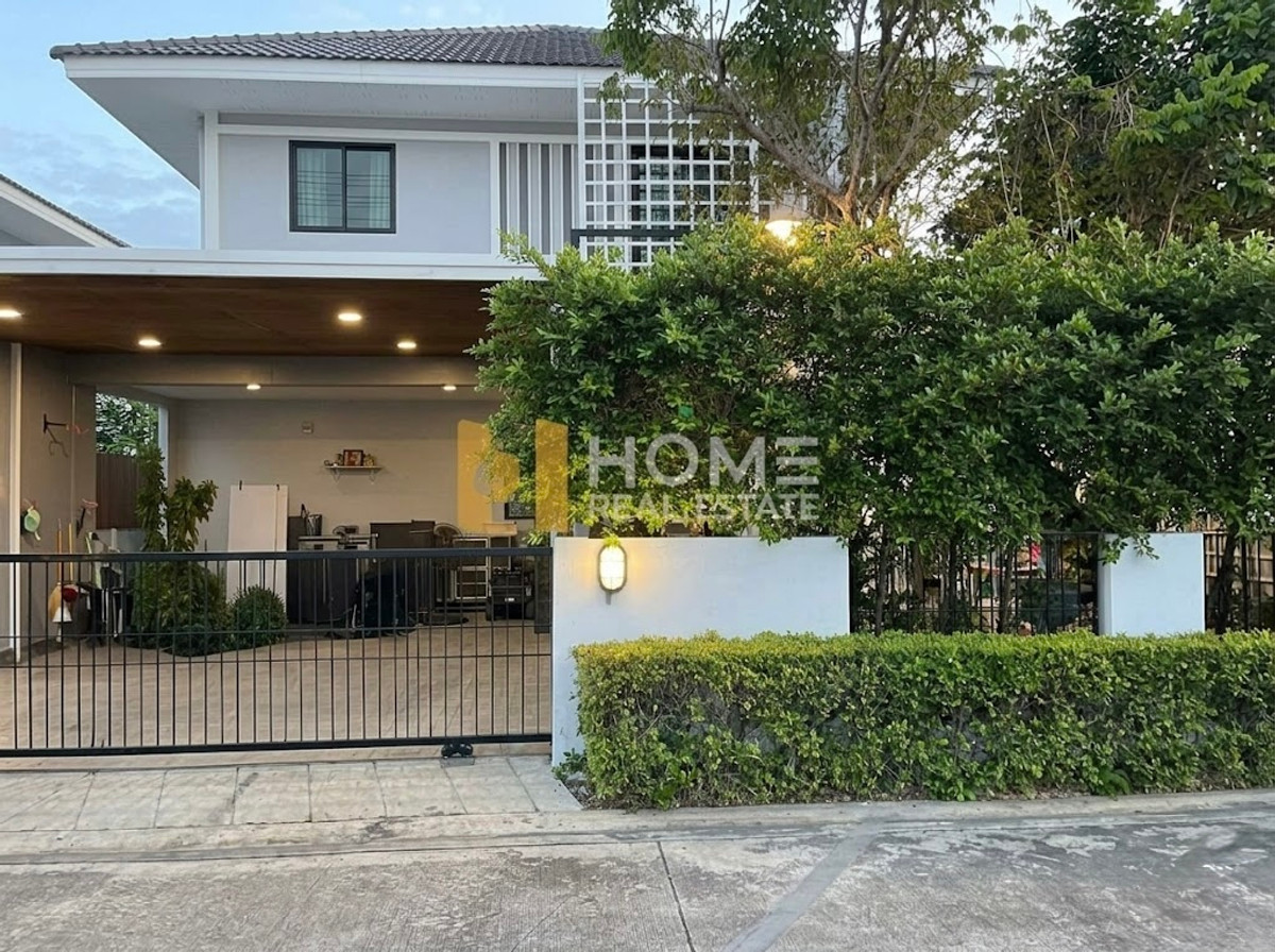 บ้านเดี่ยว มณีรินทร์ ปาร์ค บางพระ / 4 ห้องนอน (ขาย), Single house Maneerin Park Bangphra / 4 Bedrooms (FOR SALE) YEAN134