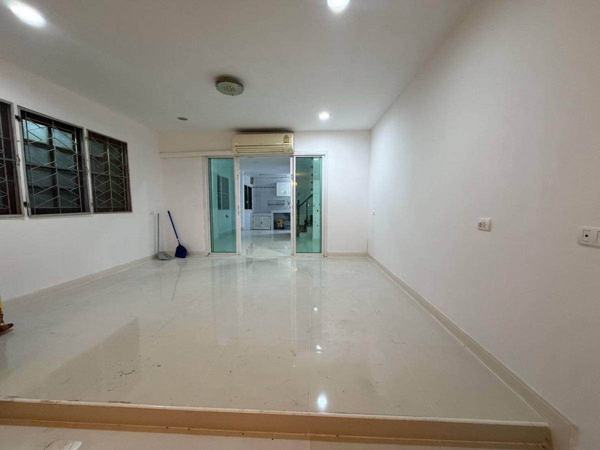 บ้านบดินทรรักษา วังทองหลาง  / 2 ห้องนอน (ขาย), Baan Bodinthraraksa Wang Thonglang / 2 Bedrooms (FOR SALE) JANE020