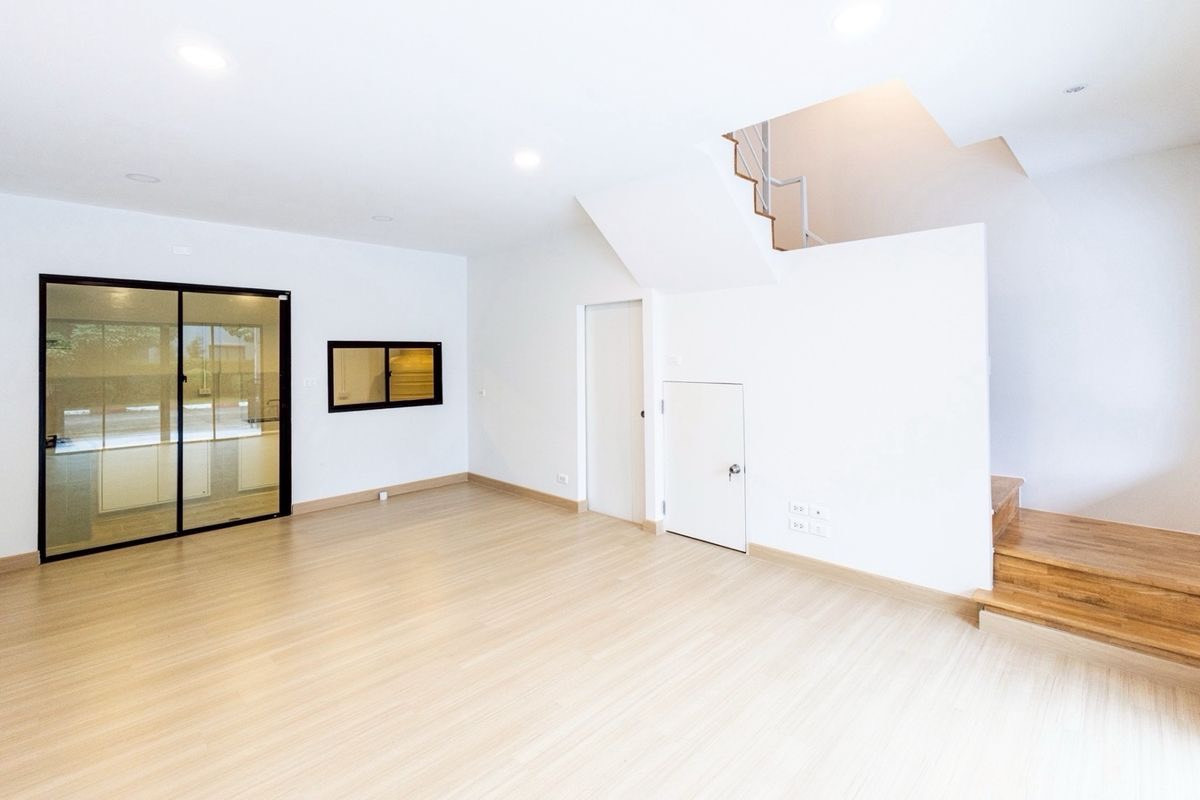 บ้านกลางเมือง พระราม9 - อ่อนนุช / 3 ห้องนอน (ขาย), Baan Klang Muang Rama 9 - On Nut / 3 Bedrooms (FOR SALE) FONT061