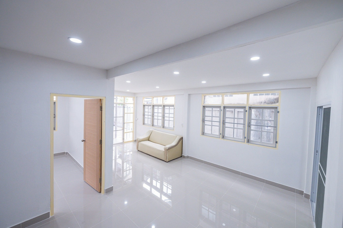 บ้านเดี่ยวลาดพร้าว 101 ซอย 42 แยก 8 / 3 ห้องนอน (ขาย), Single house Lat Phrao 101 Soi 42 Intersection 8  / 3 Bedrooms (FOR SALE) FAHS031
