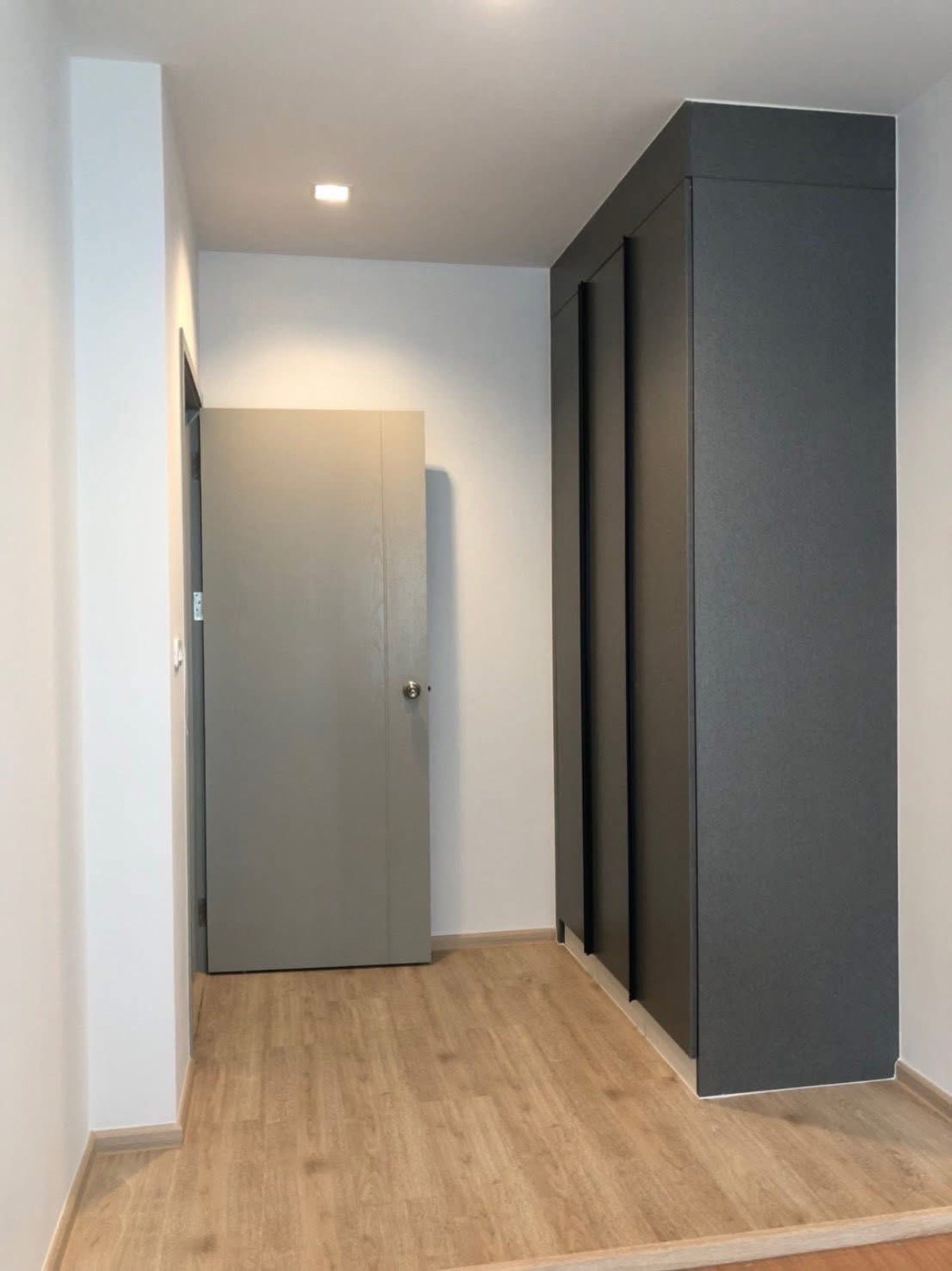 IDEO New Rama 9 / 2 Bedrooms (SALE WITH TENENT), ไอดีโอ นิว พระราม 9 / 2 ห้องนอน (ขายพร้อมผู้เช่า) POP039