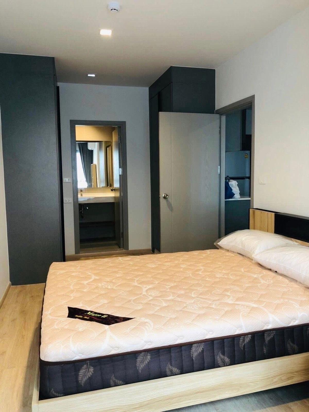 IDEO New Rama 9 / 2 Bedrooms (SALE WITH TENENT), ไอดีโอ นิว พระราม 9 / 2 ห้องนอน (ขายพร้อมผู้เช่า) POP039