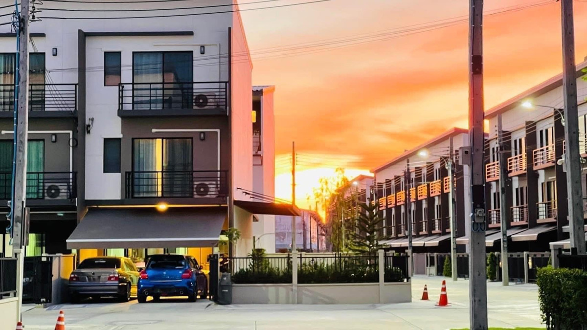 บ้านกลางเมือง ศรีนครินทร์ - อ่อนนุช / 3 ห้องนอน (เช่า), Baan Klang Muang Srinakarin - Onnut / 3 Bedrooms (FOR RENT) FON007