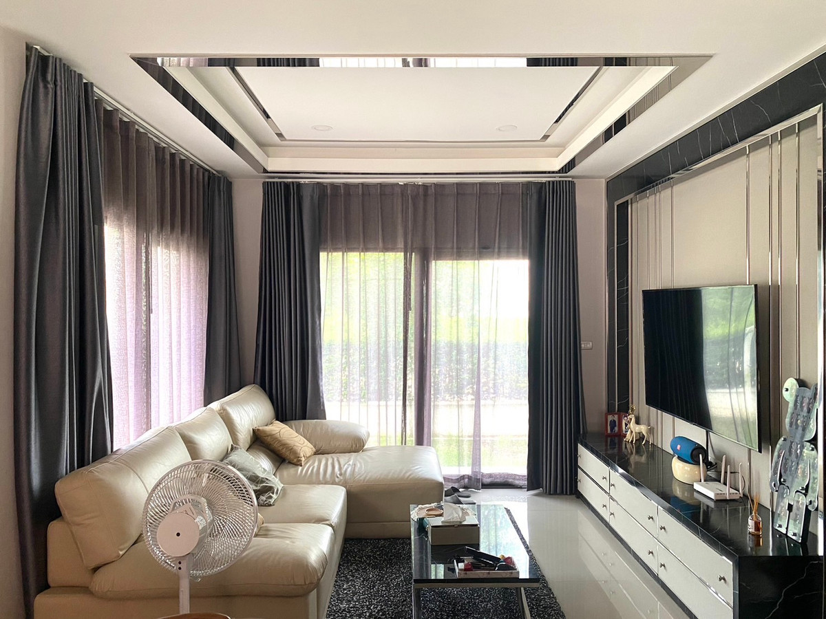 เซนโทร รามอินทรา - จตุโชติ / 4 ห้องนอน (ขาย), Centro Ramindra - Chatuchot / 4 Bedrooms (FOR SALE) AMPK033