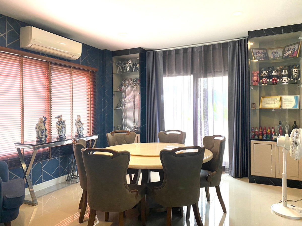 เซนโทร รามอินทรา - จตุโชติ / 4 ห้องนอน (ขาย), Centro Ramindra - Chatuchot / 4 Bedrooms (FOR SALE) AMPK033