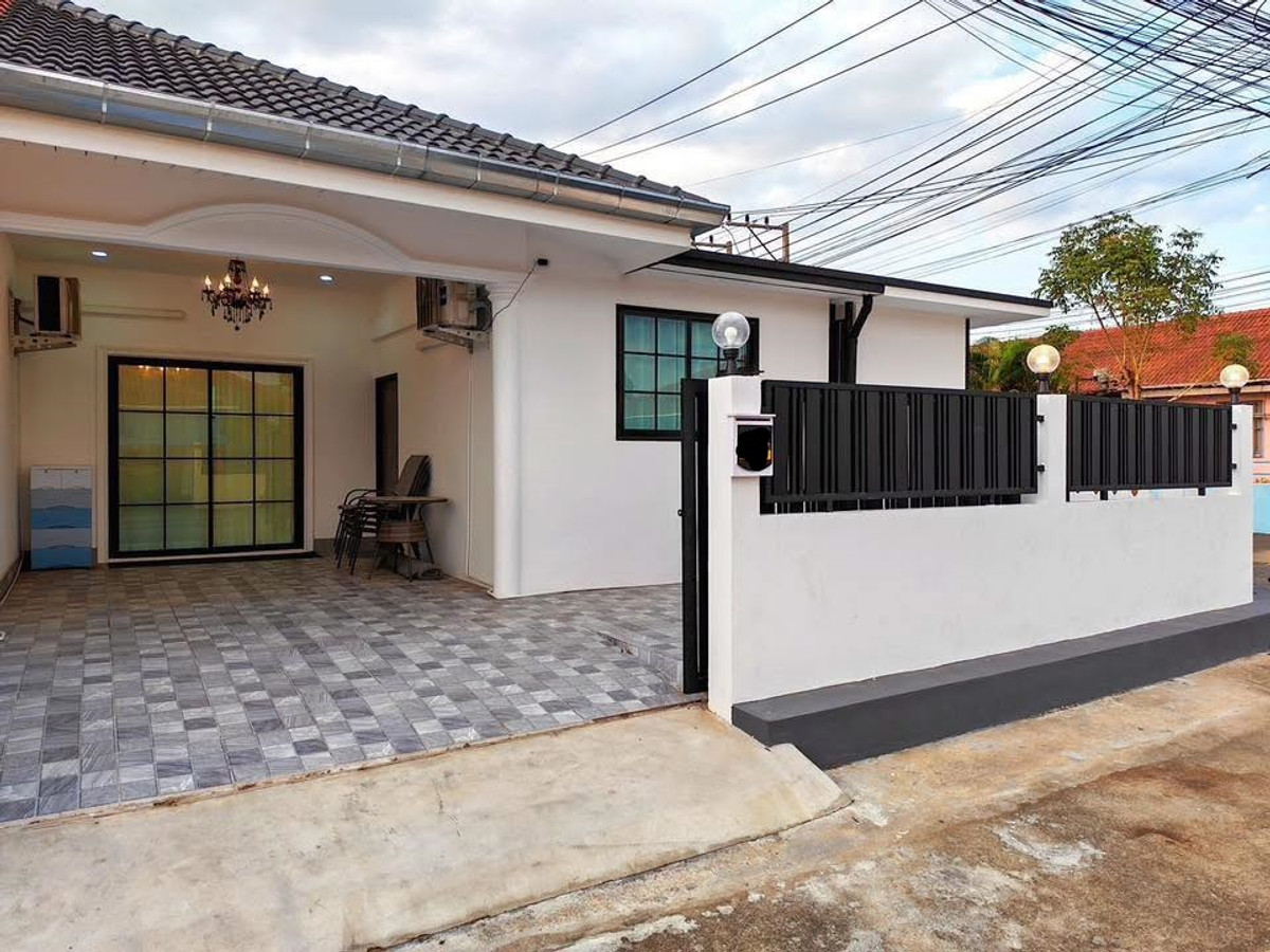 หมู่บ้านโชคชัยการ์เด้นโฮม 2 / 4 ห้องนอน (ขาย), Chokchai Garden Home Village 2 / 4 Bedrooms (FOR SALE) BEWN110
