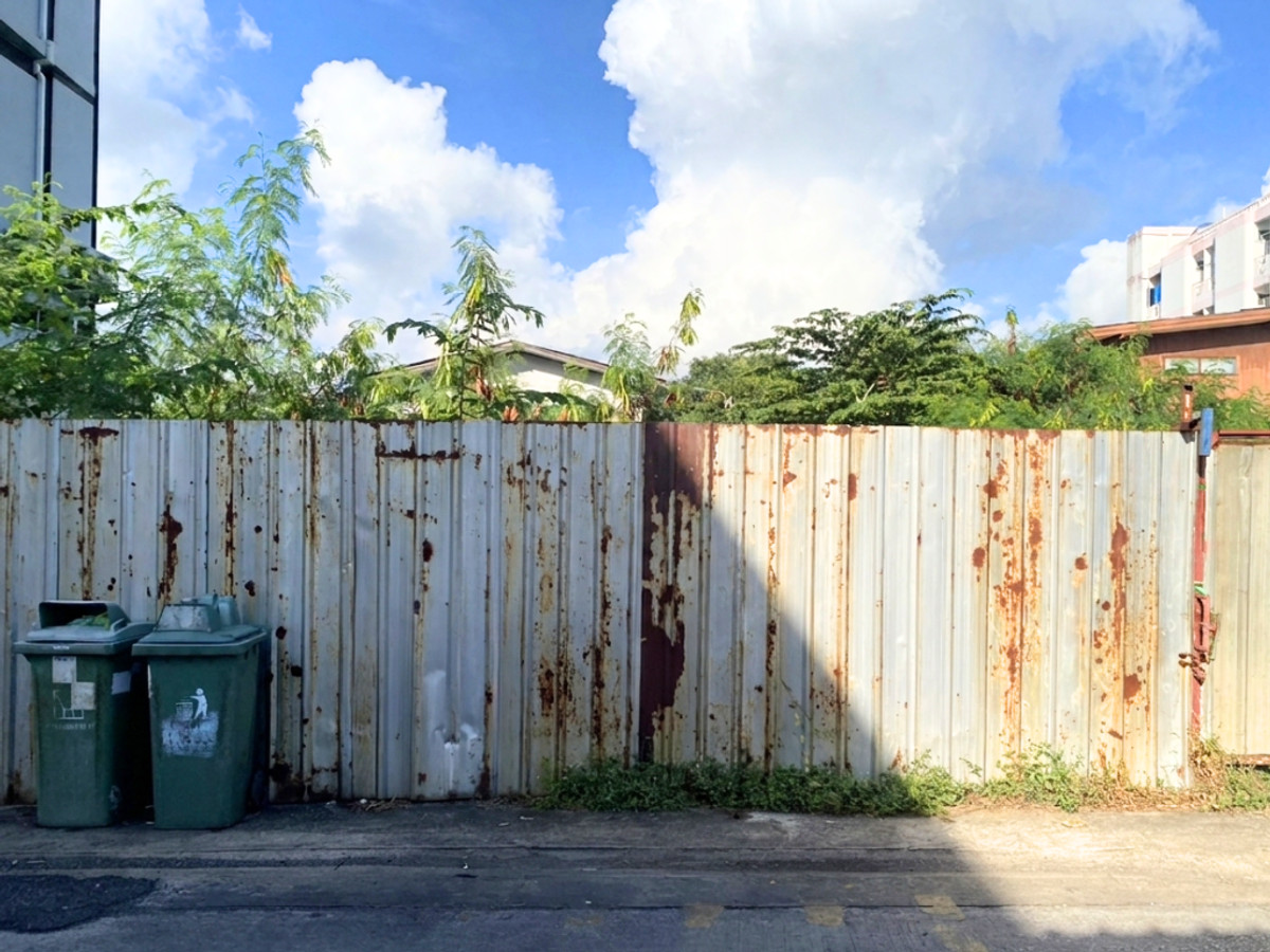 ที่เดินลาดพร้าว 87 แยก 22 / 115 ตารางวา (ขาย), Land Ladprao 87 Yaek 22 / 115 Sq.w. (FOR SALE) FAHS044