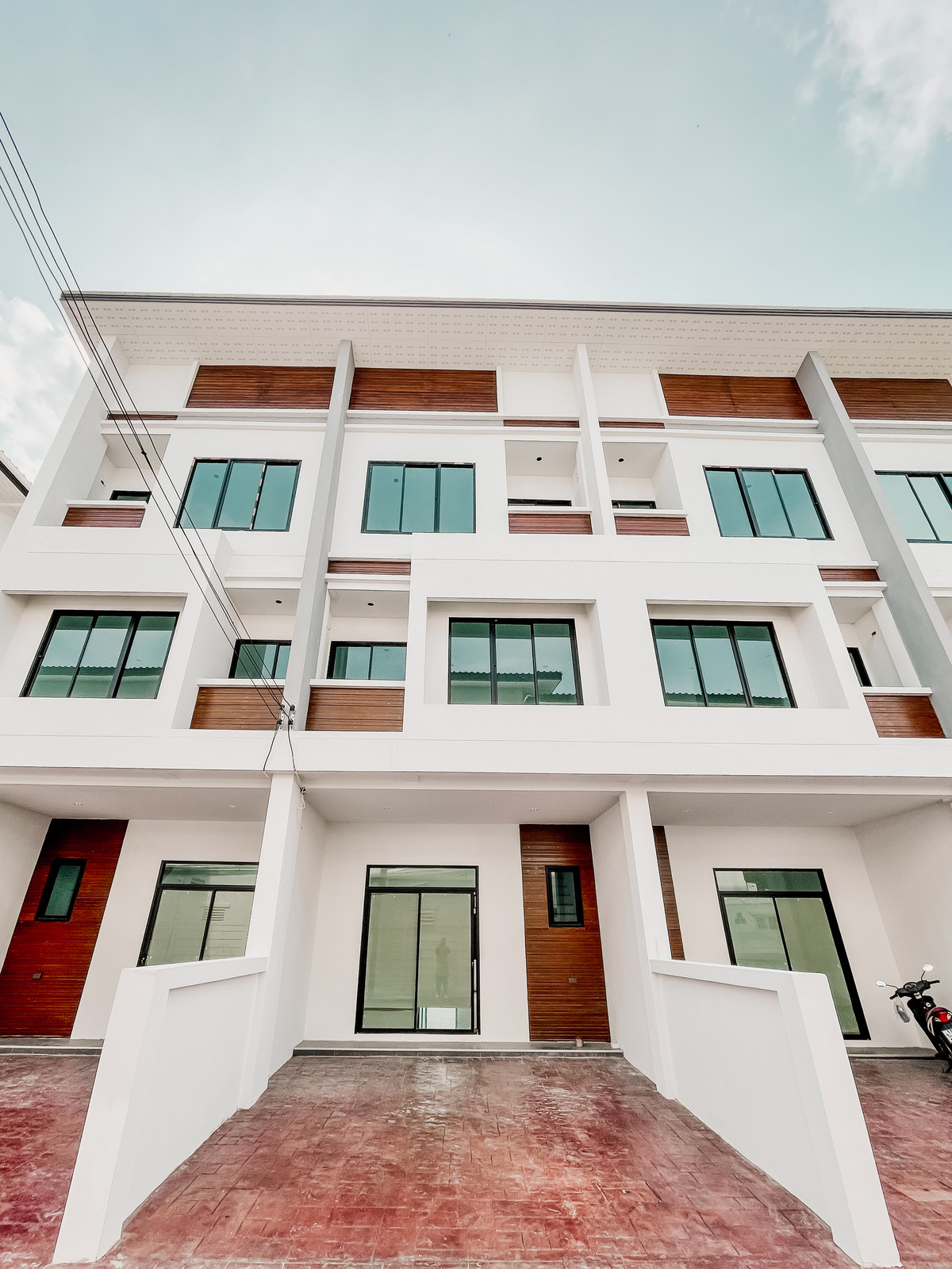 ภูมิสิริ ทาวน์โฮม / 4 ห้องนอน (ขาย), Phumsiri Townhome / 4 Bedrooms (FOR SALE) BZD159