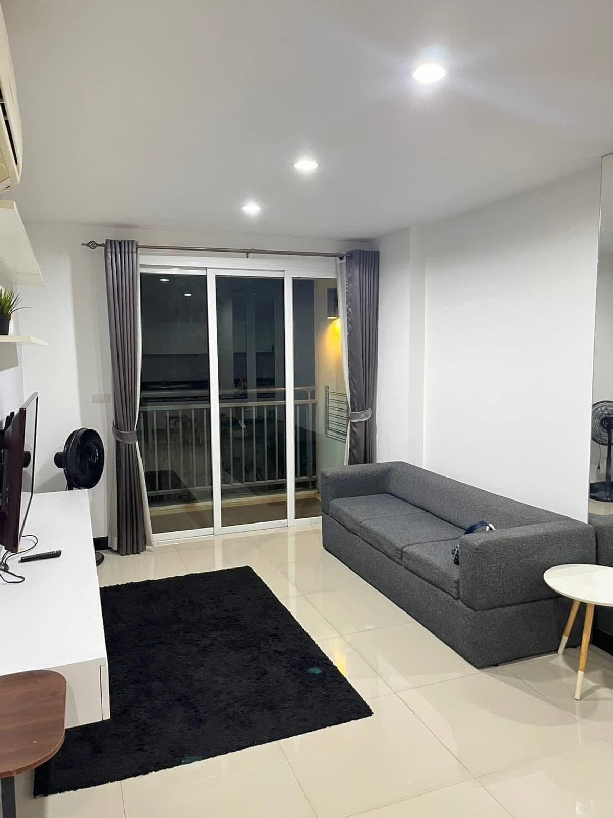 Voque Sukhumvit 16 / 1 Bedroom (FOR SALE), โว๊ค สุขุมวิท 16 / 1 ห้องนอน (ขาย) BJ013