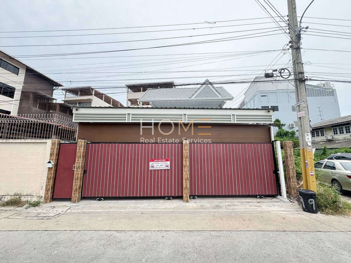 บ้านเดี่ยว ซอย อ่อนนุช 70 แยก 1 / 3 ห้องนอน (ขาย), House Soi Onnut 70 Yak 1 / 3 Bedrooms (SALE) FON059