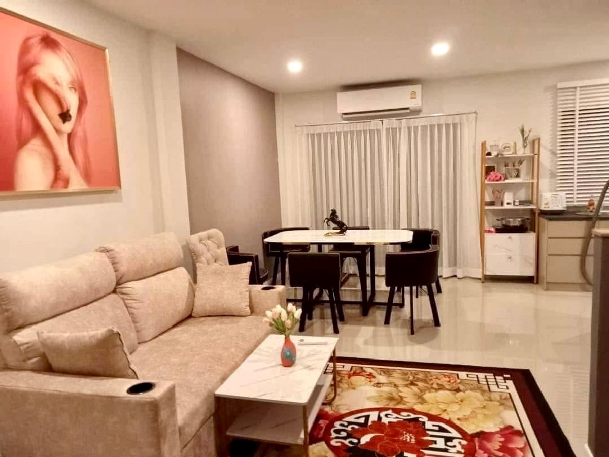 ลุมพินี ทาวน์เพลส สุขุมวิท - ศรีนครินทร์ / 3 ห้องนอน (เช่า), Lumpini Town Place Sukhumvit - Srinakarin / 3 Bedrooms (FOR RENT) GNG012