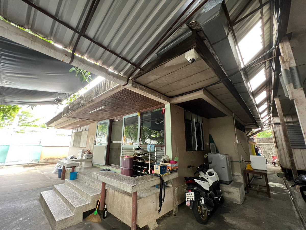 ที่ดินพร้อมสิ่งปลูกสร้าง 142 ตร.ว. สุขุมวิท 101/1 / (ขาย), Land with buildings, 142 sq.w., Sukhumvit 101/1 / (FOR SALE) GNG030