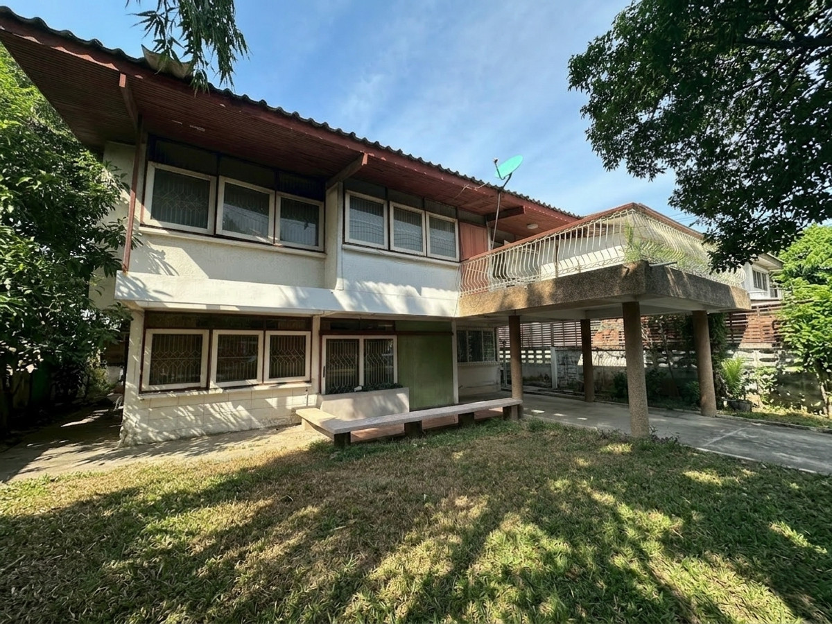 บ้านเดี่ยว พระราม 9 ซอย 41 แยก 20 (เสรี 9) / 1 ห้องนอน (ขาย), Detached House Rama 9 Soi 41 Yak 20 (Seri 9) / 1 Bedroom (FOR SALE) JANE042