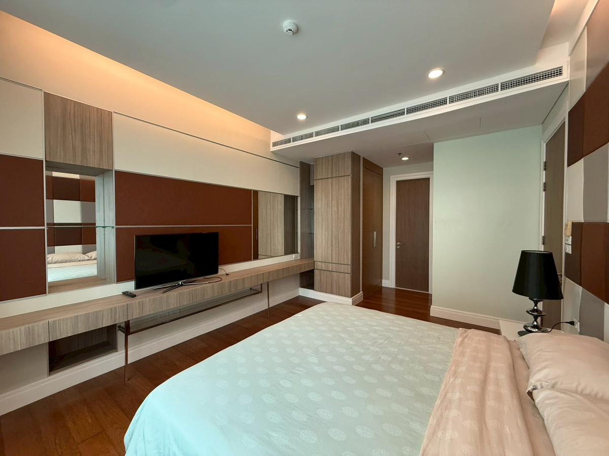 Bright Sukhumvit 24 / 1 Bedroom (FOR SALE), ไบร์ท สุขุมวิท 24 / 1 ห้องนอน (ขาย) NA004