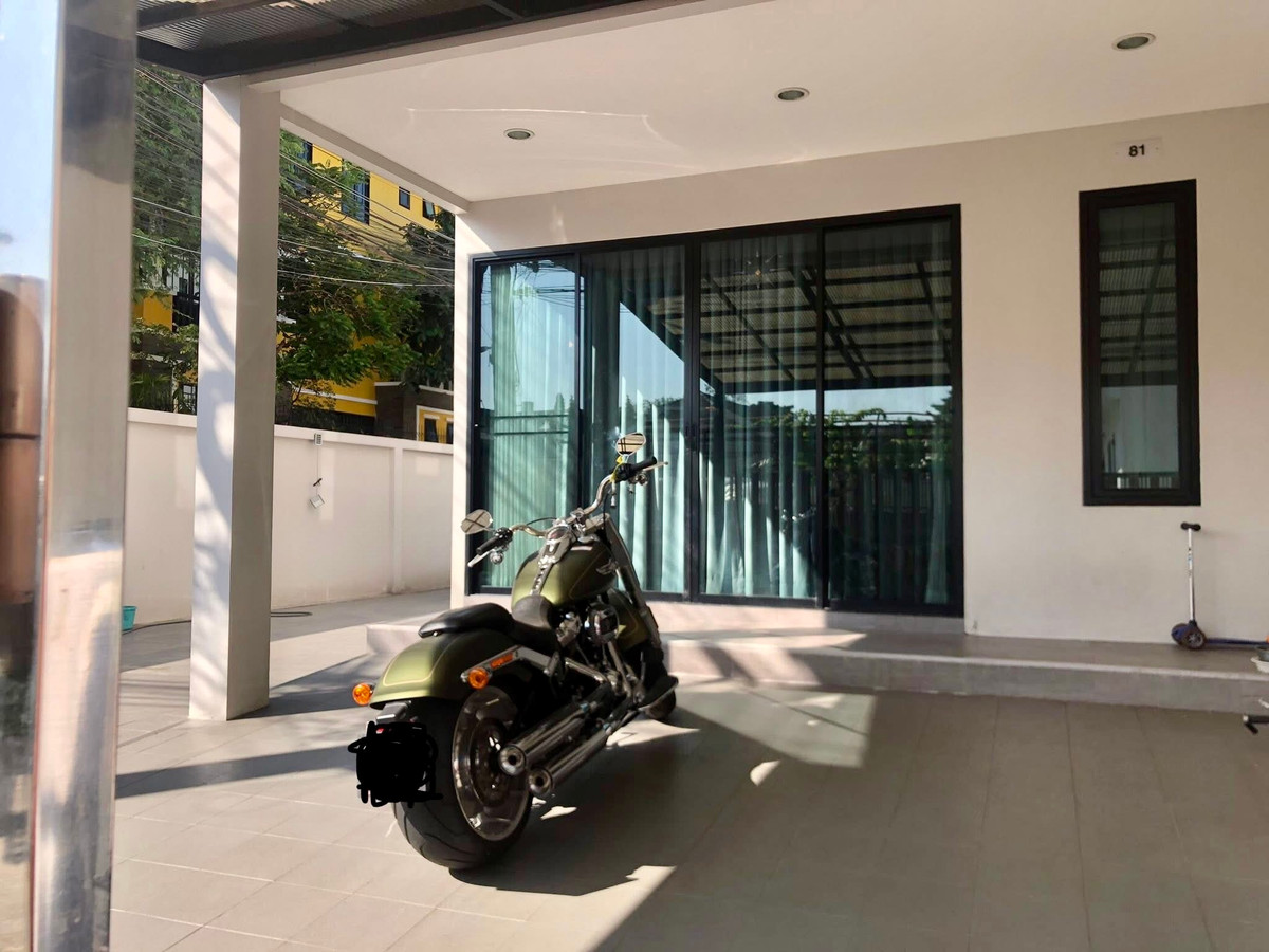 ทาวน์โฮม สุขุมวิท 101/1 / 4 ห้องนอน (ขาย), Townhome Sukhumvit 101/1 / 4 Bedrooms (FOR SALE) GNG011