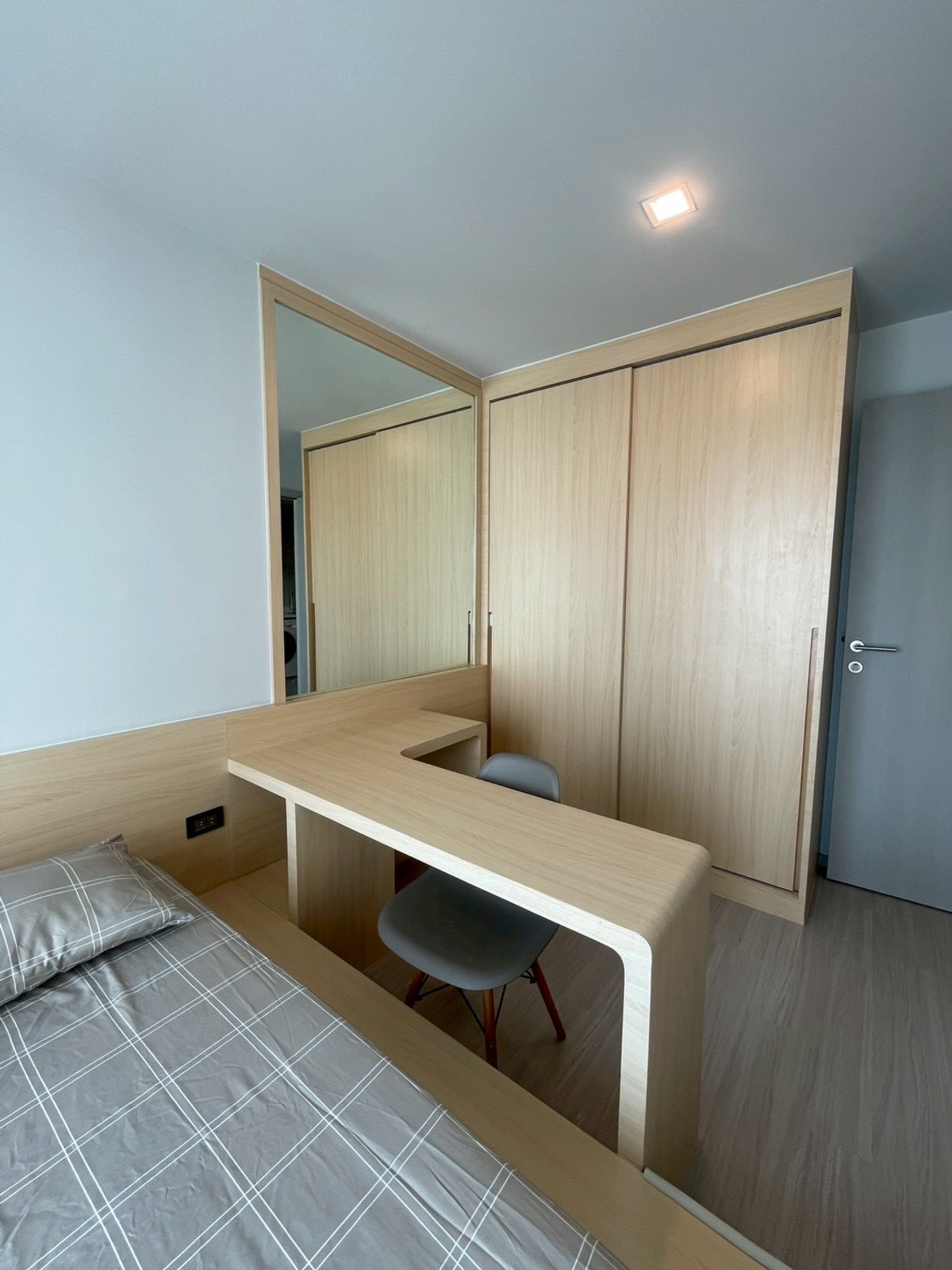 Life Ladprao / 1 Bed Plus (SALE WITH TENENT), ไลฟ์ ลาดพร้าว / 1 ห้องนอนพลัส (ขายพร้อมผู้เช่า) JSMN074