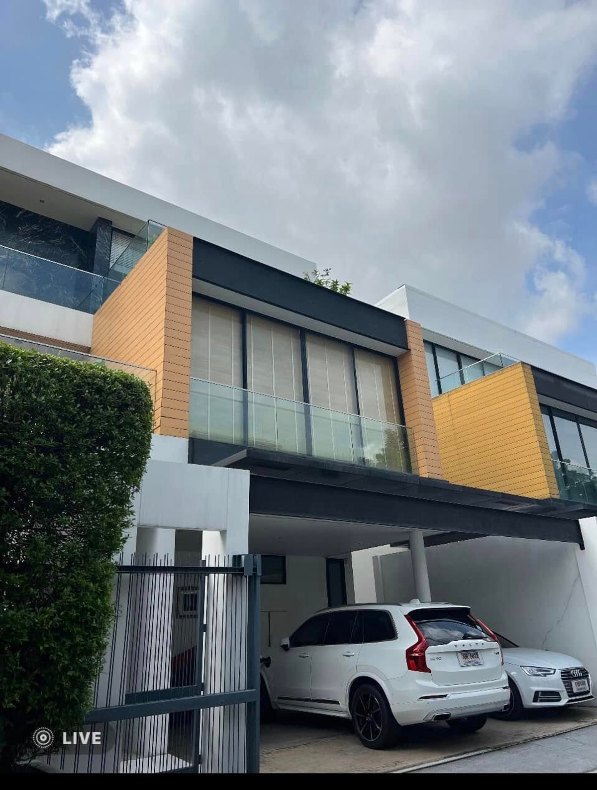 15 เกทส์ เอกมัย - รามอินทรา / 5 ห้องนอน (ขาย), 15 Gates Ekamai - Ramintra / 5 Bedrooms (FOR SALE) FAHS053