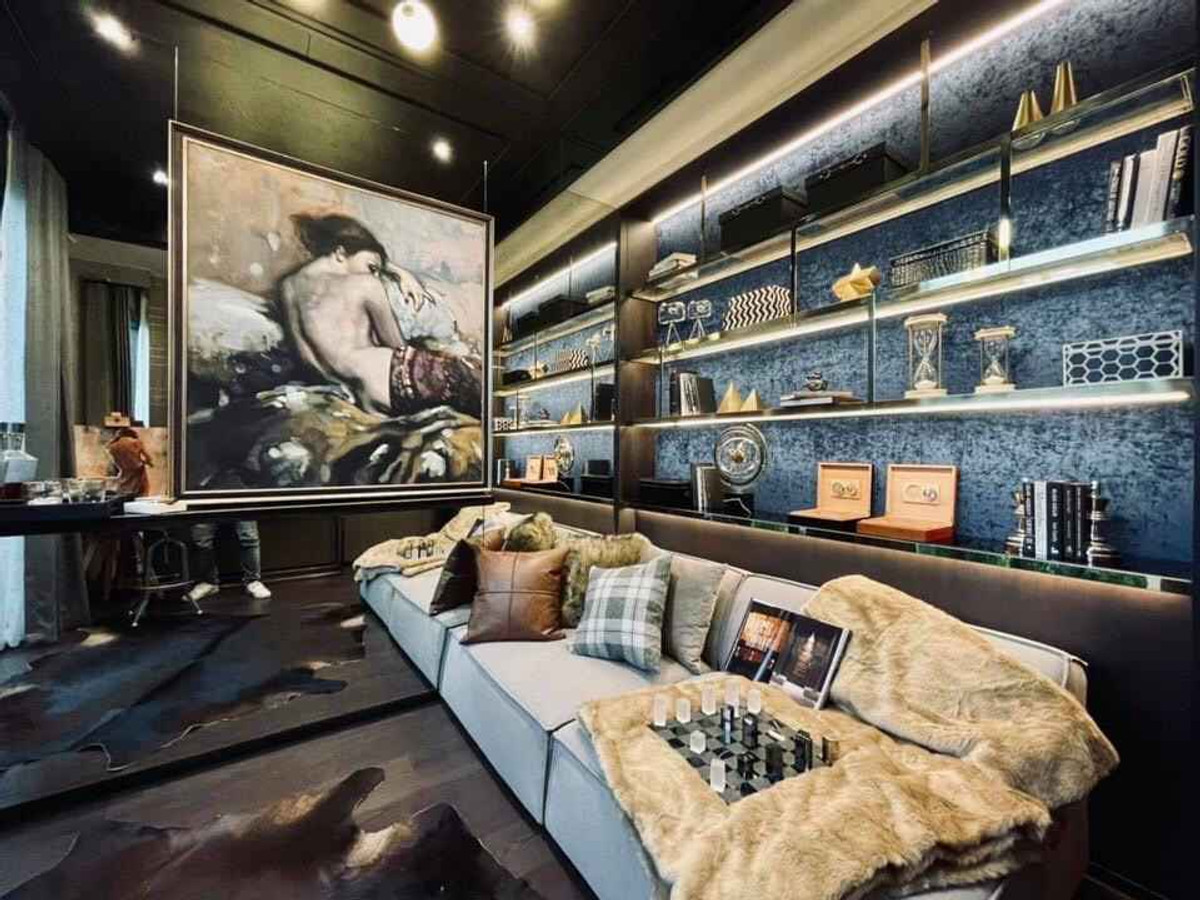 Laviq Sukhumvit 57 / 2 DuplexBed (SALE WITH TENENT), ลาวีค สุขุมวิท 57 / 2 ห้องดูเพล็กซ์ (ขายพร้อมผู้เช่า) NA095