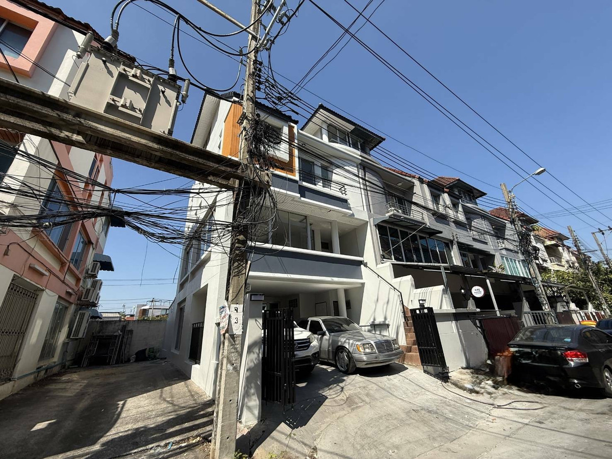 สินธานี ลาดพร้าว 80 / 4 ห้องนอน (ขาย), Sinthanee Ladprao 80 / 4 Bedrooms (FOR SALE) JANE046