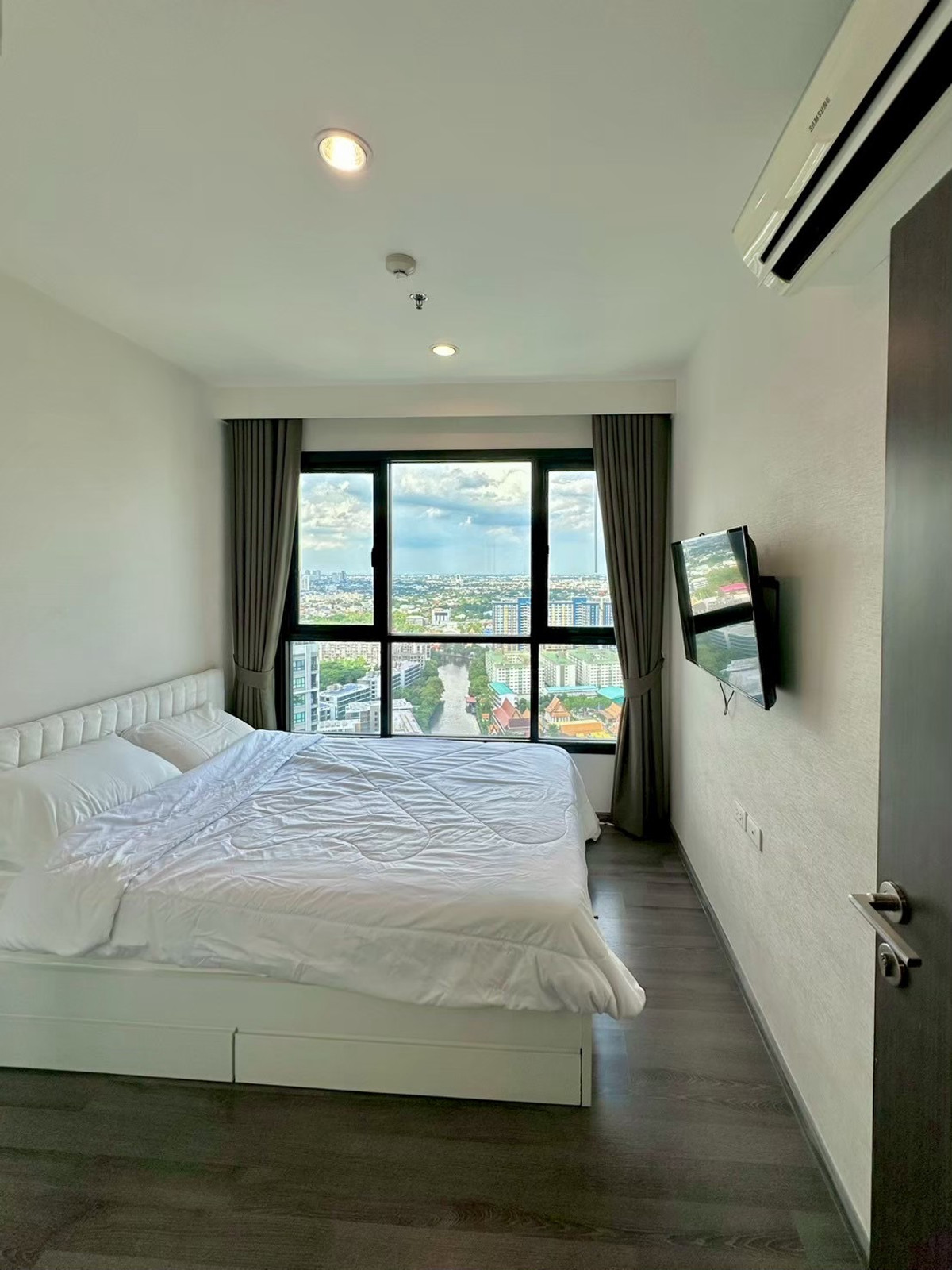 The Base Park West Sukhumvit 77 / 1 Bedroom (FOR SALE), เดอะ เบส พาร์กเวสท์ สุขุมวิท 77 / 1 ห้องนอน (ขาย) BB135