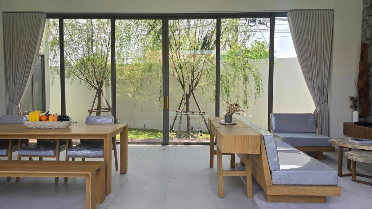 พลูวิลล่า พร้อมที่ดิน นอกโครงการ / 4 ห้องนอน (ขาย), Pool villa with Land outside of a housing project / 4 Bedrooms (FOR SALE) AM095