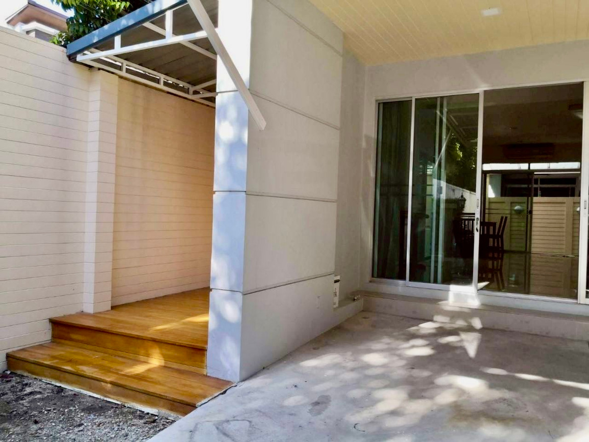 บ้านกลางเมือง เออร์บาเนี่ยน ศรีนครินทร์ / 3 ห้องนอน (ขาย), Baan Klang Muang Urbanion Srinakarin / 3 Bedrooms (FOR SALE) GNG038