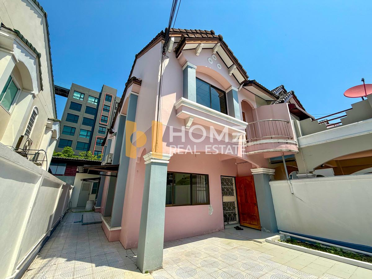 บ้านรังสิยา อุดมสุข 58 / 3 ห้องนอน (ขาย), Baan Rangsiya Udomsuk 58 / 3 Bedrooms (FOR SALE) GNG025