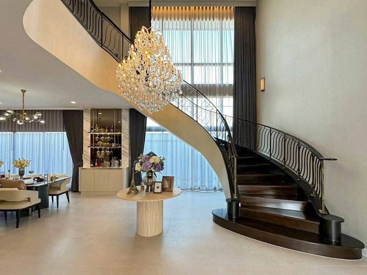 บ้านเดี่ยว แกรนด์ บางกอก บูเลอวาร์ด กรุงเทพกรีฑา / 5 ห้องนอน (เช่า), Grand Bangkok Boulevard Krungthepkreetha / Detached House 5 Bedrooms (FOR RENT) BZD122