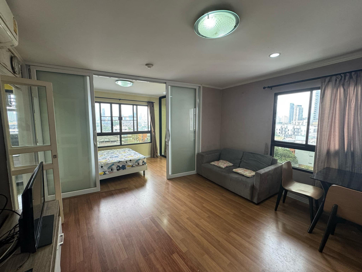 Lumpini Place Narathiwas 24 / 1 Bedroom (FOR SALE), ลุมพินี เพลส นราธิวาส 24 / 1 ห้องนอน (ขาย) PT158