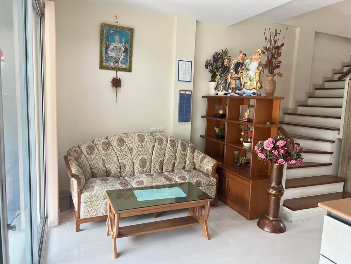 บิซทาวน์ ศรีนครินทร์ / 5 ห้องนอน (ขาย), Biztown Srinakarin / 5 Bedrooms (FOR SALE) GNG053