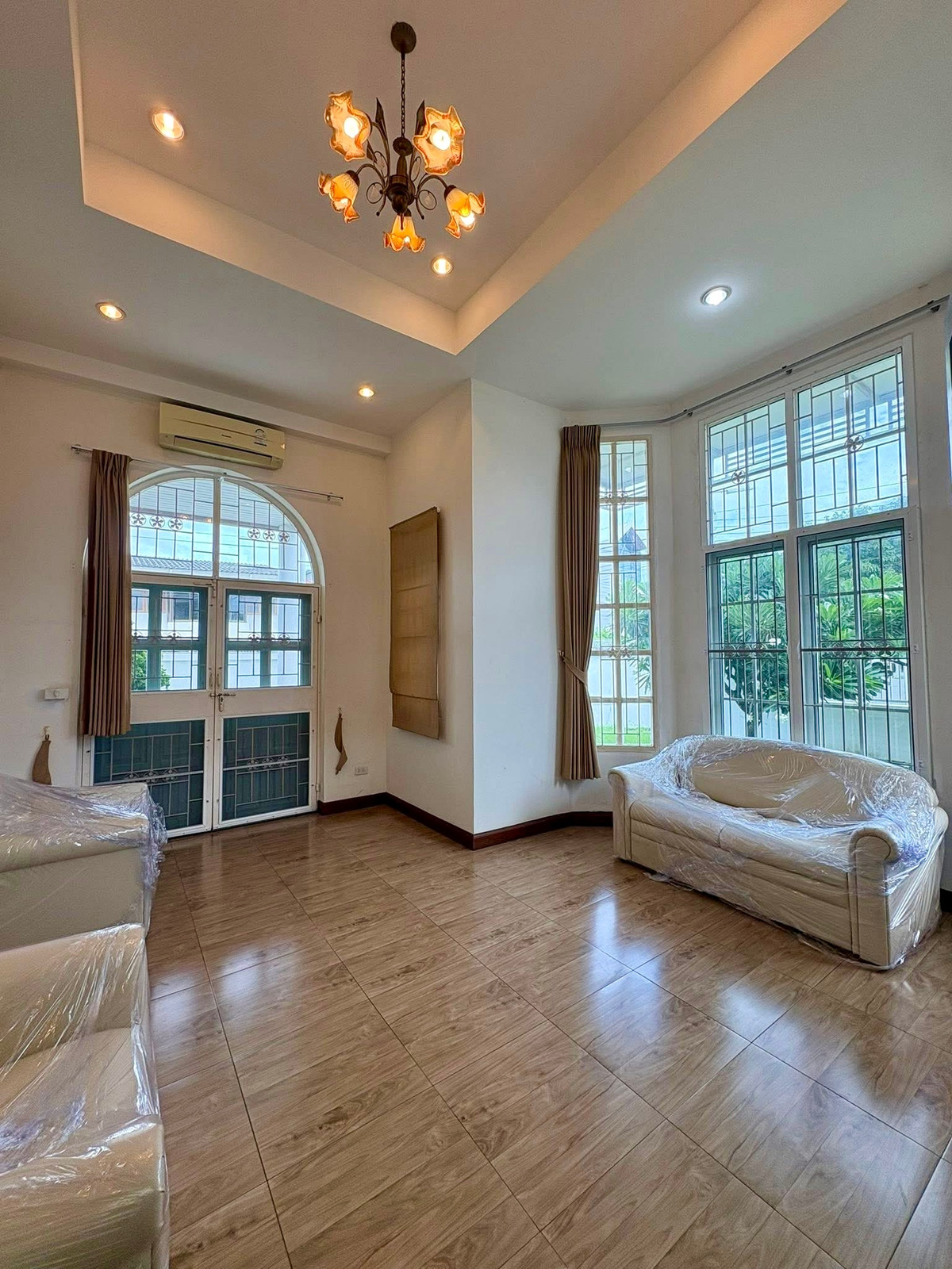 หมู่บ้านเมืองทอง 4 สุขุมวิท 101 / 4 ห้องนอน (ขาย), Muangthong Village 4 Sukhumvit 101 / 4 Bedrooms (FOR SALE) GNG054