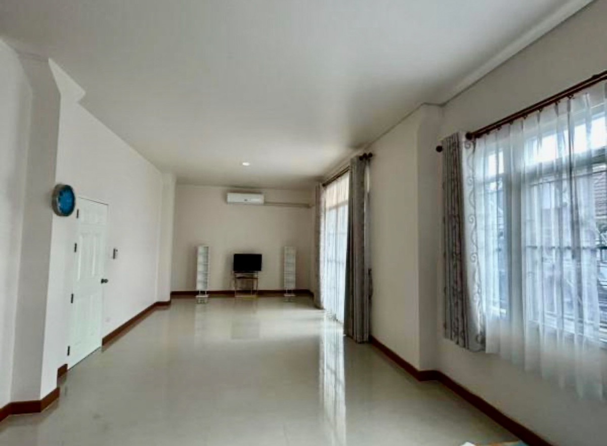 หมู่บ้านฟ้าหลวงวิลล์ ซอยสุขุมวิท 101 / 5 ห้องนอน (ขาย), Fahluang Ville Sukhumvit 101 / 5 Bedrooms (FOR SALE) GNG042