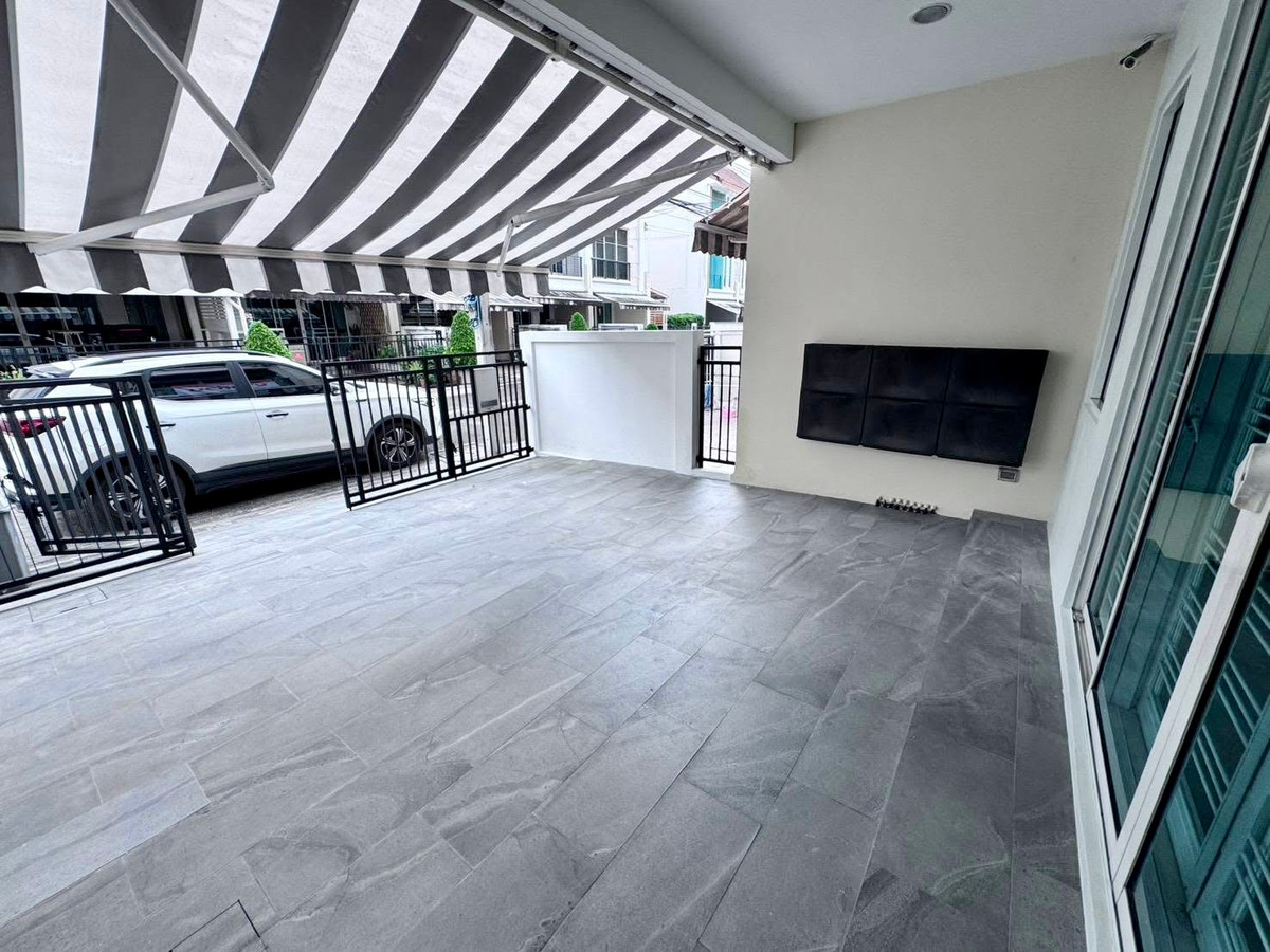 บ้านกลางเมือง เอส - เซ้นส์ ศรีนครินทร์  / 3 ห้องนอน (ขาย), Baan Klang Muang S-Sense Srinakarin / 3 Bedrooms (FOR SALE) GNG055