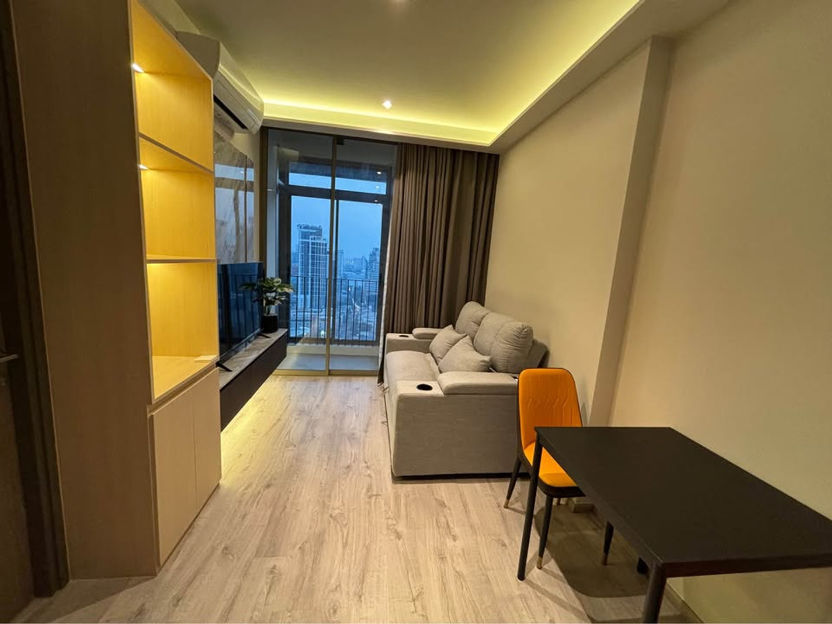 Rhythm Ekkamai Estate / 1 Bedroom (SALE WITH TENANT), ริธึ่ม เอกมัย เอสเตท / 1 ห้องนอน (ขายพร้อมผู้เช่า) NA026