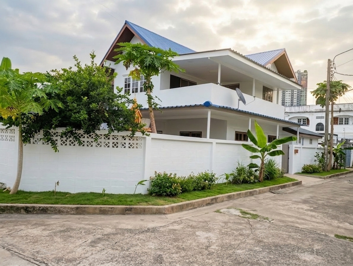 บ้านเดี่ยวพร้อมที่ดิน ติวานนท์วิลลา / 5 ห้องนอน (ขาย), House Witn Land Tiwanon Villa  / 5 Bedrooms (FOR SALE) BNS019