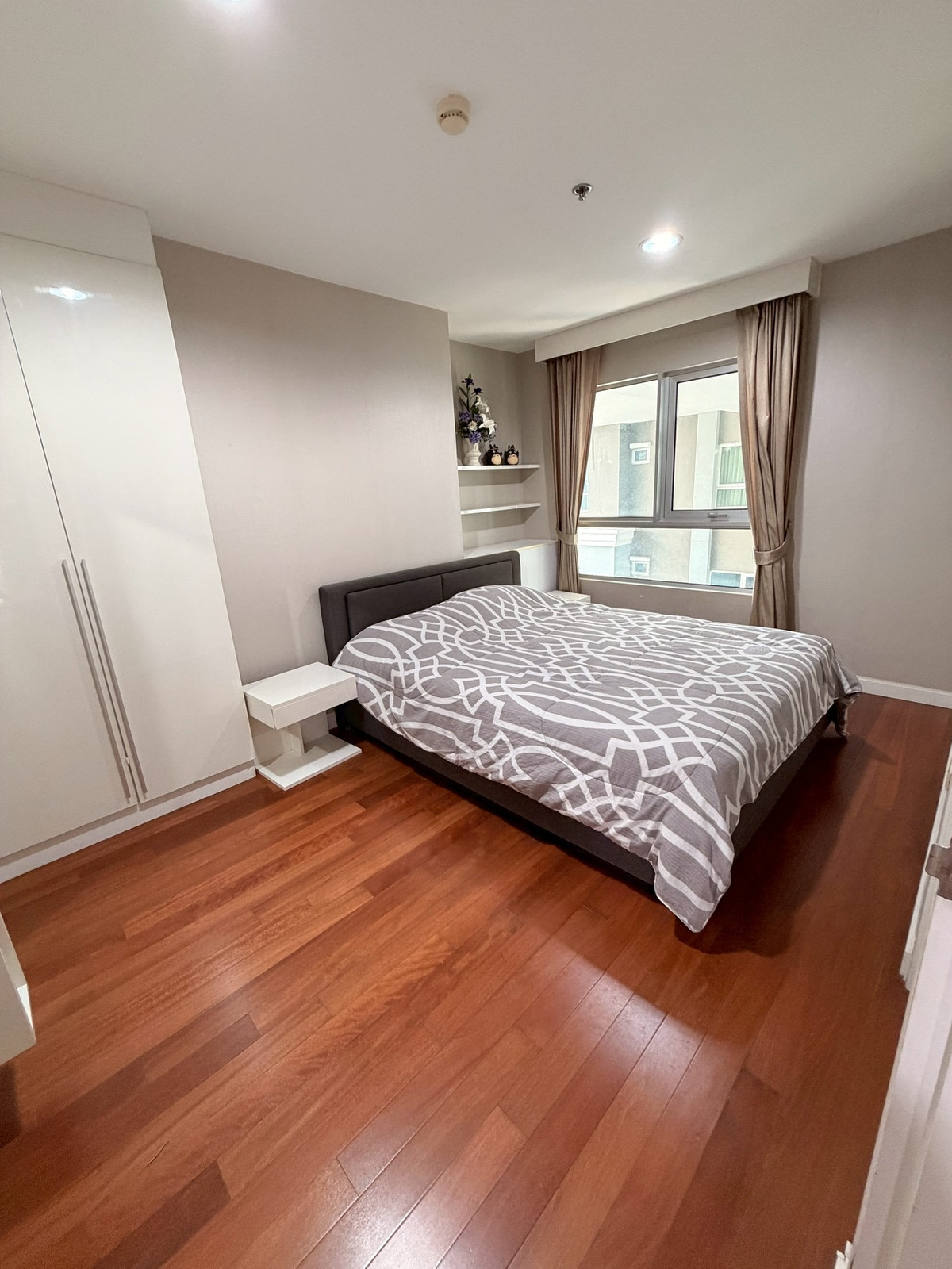 Belle Grand Rama 9 / 2 Bedrooms (FOR SALE), เบ็ล แกรนด์ พระราม 9 / 2 ห้องนอน (ขาย) KAT057