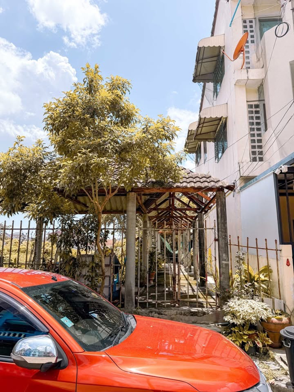 ที่ดิน รามอินทรา 40 / (ขาย), Land Ramintra 40 / (FOR SALE) MNT037