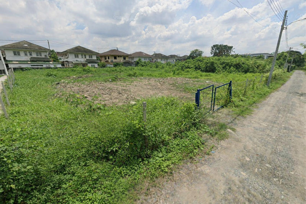 ที่ดิน นวลจันทร์ 56 แยก 5 / (ขาย), Land Nuan Chan 56 Yaek 5 / (FOR SALE) MNT014