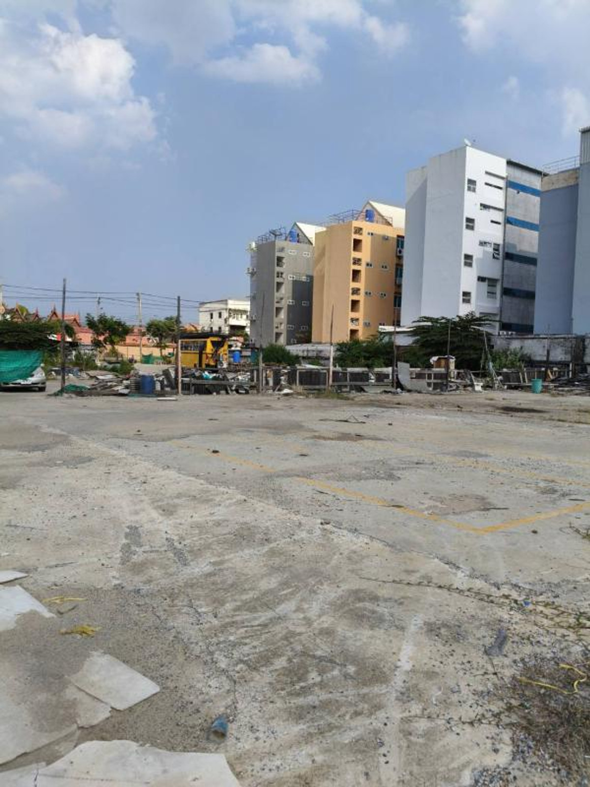ที่ดิน นวลจันทร์ 29 / (ขาย), Land Nawamin 29 / (FOR SALE) MNT017