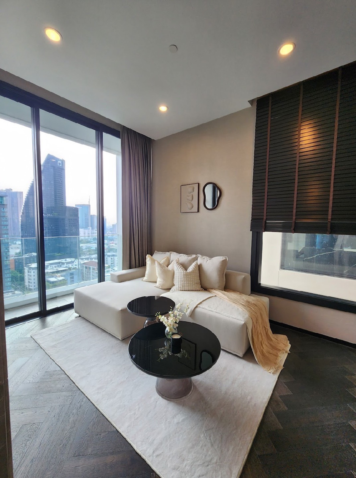 The Esse Sukhumvit 36 / 2 Bedrooms (FOR RENT), ดิ เอส สุขุมวิท 36 / 2 ห้องนอน (เช่า) NA098