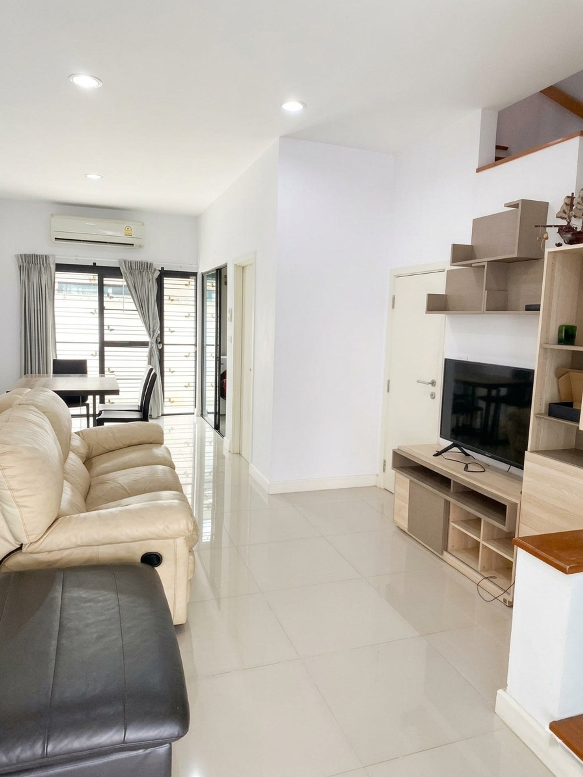 ฟลอร่า วงศ์สว่าง / 3 ห้องนอน (ขาย), Flora Wongsawang / 3 Bedrooms (FOR SALE) BNS048