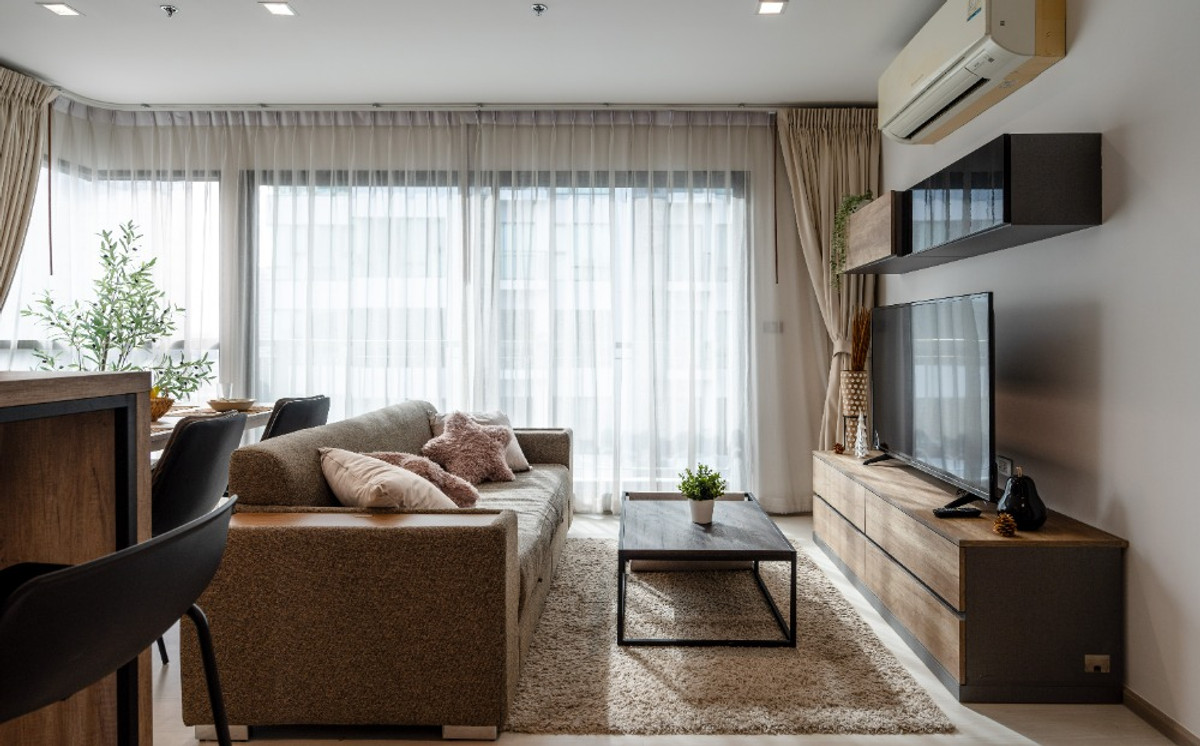 Rhythm Sukhumvit 36 - 38 / 2 Bedrooms (SALE WITH TENANT), ริทึ่ม สุขุมวิท 36 - 38 / 2 ห้องนอน (ขายพร้อมผู้เช่า) NA015